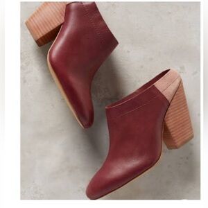 Anthropologie Dennis Mule maroon Berry size 7
